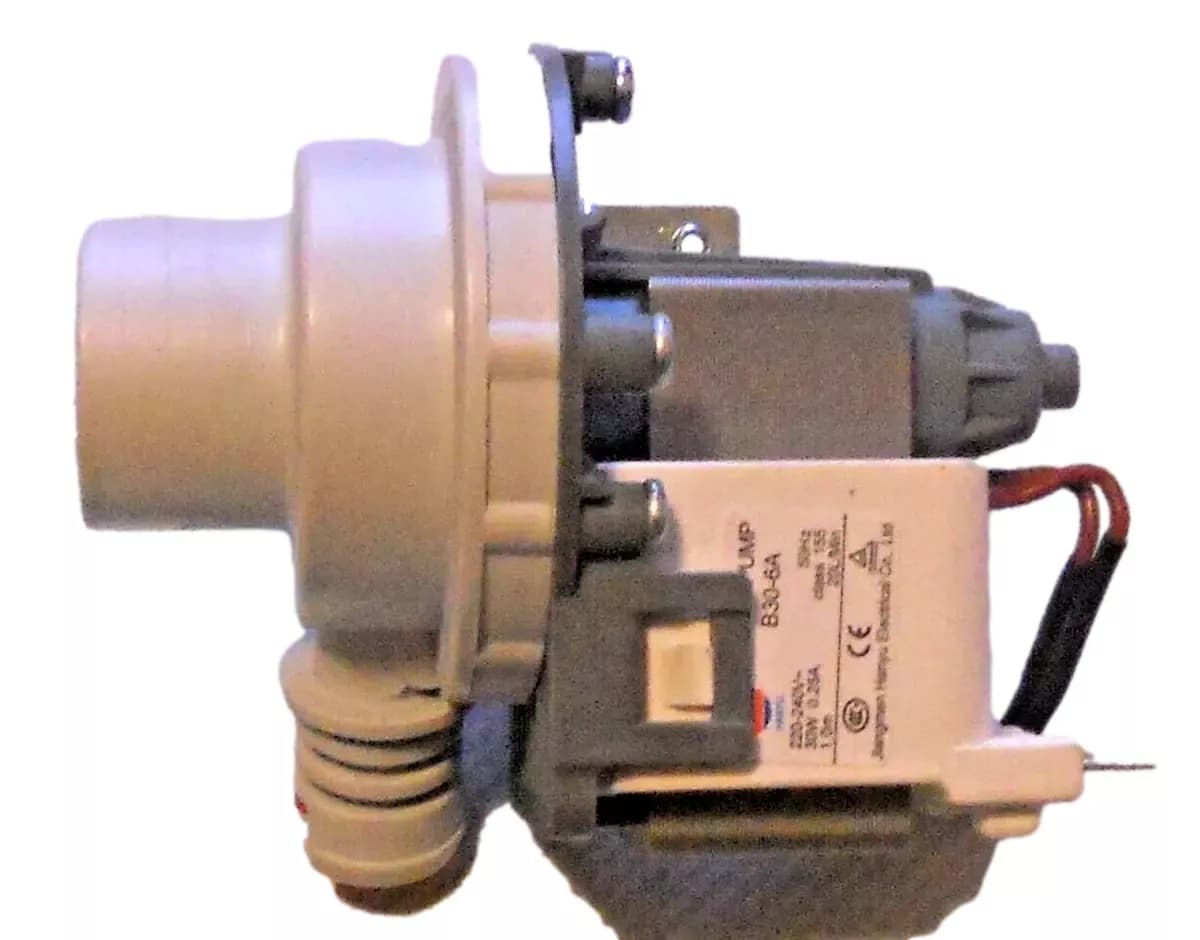 🔧 Vypouštěcí čerpadlo do myček nádobí Candy Hoover Baumatic Proline Matsui – X672050250104