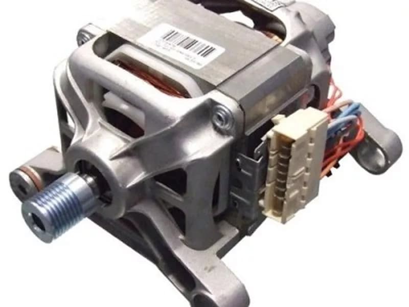 ⚙️ Motor do praček Whirlpool Indesit Ariston C00290840